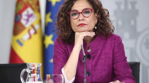 La ministra de Hacienda y Portavoz del Gobierno, María Jesús Montero, durante la rueda de prensa posterior al Consejo de Ministros. E.P./Eduardo Parra