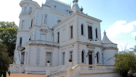 Castillo Idiarte Borda, en el barrio de Colón, al norte de Montevideo / Municipio G