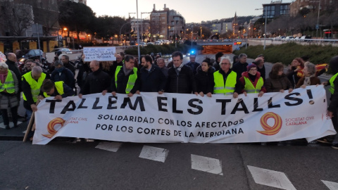 Fotografia del tall de la Via Augusta de Societat Civil Catalana/ Societat Civil Catalana