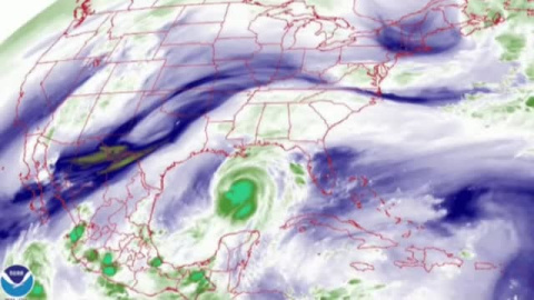 Medio millón de evacuados en Texas y Louisiana ante la inminente llegada del huracán Laura