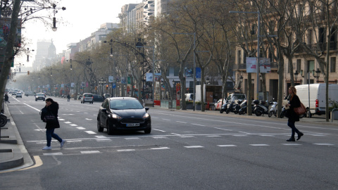 El Passeig de Gràcia, a tocar de Diagonal, pràcticament buit. ACN/Blanca Blay