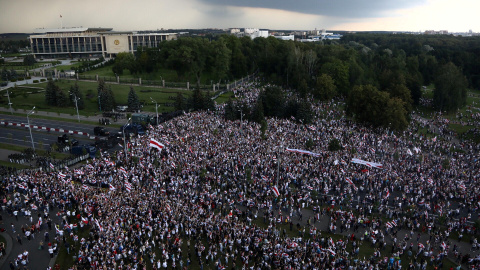 Vista de los manifestantes en Bielorrusia. Fuente: REUTERS.