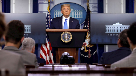 El presidente de Estados Unidos, Donald J. Trump, habla durante una rueda de prensa en la Casa Blanca. EFE / EPA / Yuri Gripas / POOL