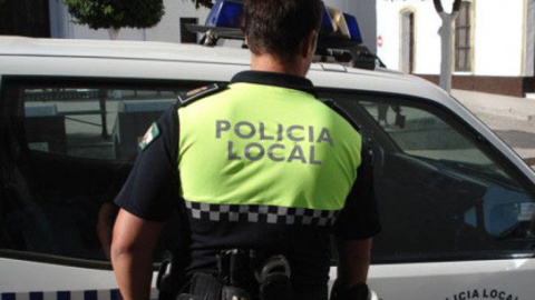 Detenido un conductor ebrio y denunciadas 9 personas por beber alcohol en la calle