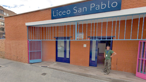 Entrada del Liceo San Pablo de Leganés.