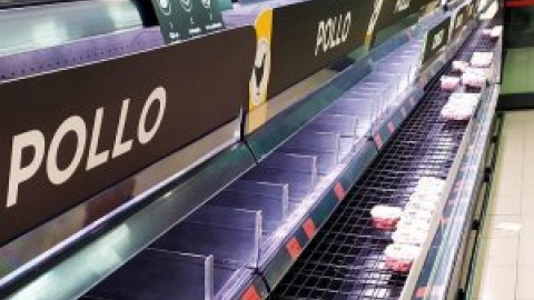 El Gobierno español y la patronal de los supermercados coinciden en pedir que no se haga acopio añadido de alimentos por el coronavirus