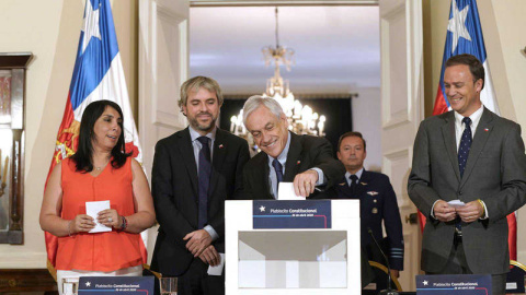 El presidente de Chile, Sebastián Piñera durante la presentación de la convocatoria del plebiscito constitucional para votar si se redacta una nueva Constitución / EFE