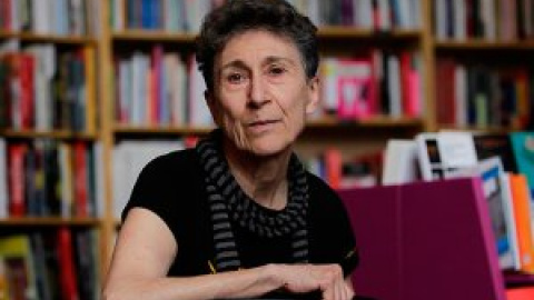 Silvia Federici: "La família és la fàbrica, el lloc de feina de milions de dones"