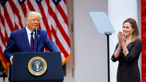 Donald Trump durante el nombramiento de Amy Coney Barrett como miembro del Tribunal Supremo REUTERS/Carlos Barria