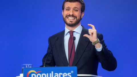 El líder del PP, Pablo Casado, durante la rueda de prensa posterior a la reunión del Comité de dirección del partido celebrada este lunes en la sede de la calle Génova, en Madrid. EFE/Rodrigo Jiménez