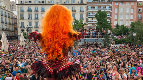 Plaza de Pedro Zerolo durante el pregón del año pasado. WorldPrideMadrid2017