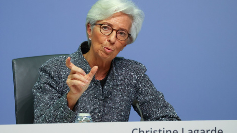 La presidenta del BCE, Christine Lagarde, durante una conferencia de prensa, en la sede de la entidad en Fráncfort. REUTERS/Kai Pfaffenbach