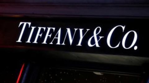 LVMH ultima una oferta de 14.790 millones por Tiffany