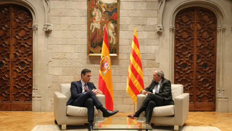 Els presidents Quim Torra i Pedro Sánchez, durant la reunió al Palau de la Generalitat. ACN/Bernat Vilaró