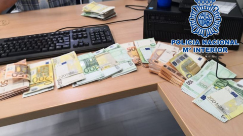 Imagen del dinero incautado por la Policía Nacional. /Policía Nacional