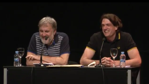 Slavoj Zizek durante la conferencia de este miércoles en el Circulo de Bellas Artes de Madrid