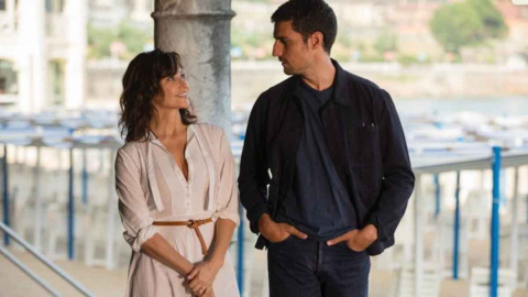 Gina Gershon y Louis Garrel, en Rifkin's Festival.- MEDIAPRO