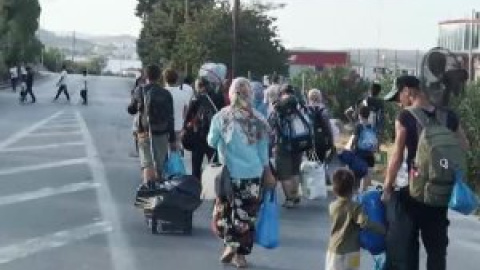 Miles de personas siguen sin hogar tras el incendio en el campo de refugiados griego de Moria