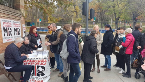 2/12/2018 - Consulta popular sobre monarquía o república el pasado 2 de diciembre en Madrid. / ASAMBLEA DE LEGANÉS POR LA REPÚBLICA