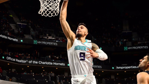 Willy Hernangómez, en un partido con los Charlotte Hornets. - EUROPA PRESS