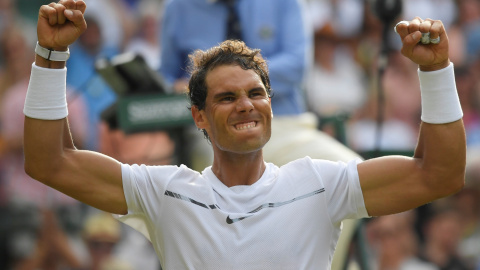 Nadal celebra su victoria ante el ruso Karen Khachanov en Wimbledon. /REUTERS