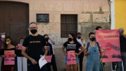 Una marcha de antorchas fascista alarma al barrio más emblemático para la izquierda en València