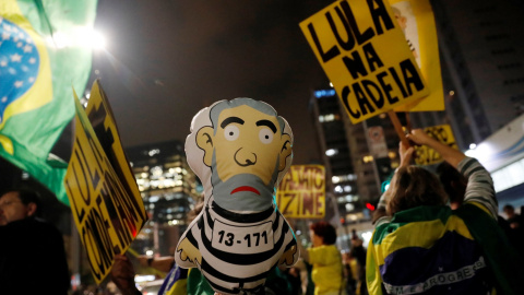 Protestas en Sao Paulo por la condena de Lula da Silva a 9 años y medio de cárcel /REUTERS