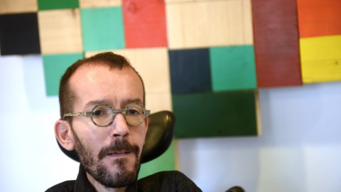 El portavoz de Unidas Podemos en el Congreso de los Diputados, Pablo Echenique, en la zona de despachos de su grupo, en la Cámara Baja. Entrevista con Público. FERNANDO SÁNCHEZ