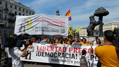 Concentració a la Puerta del Sol de Madrid en favor de la llibertat dels presos polítics catalans