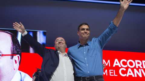 El líder del PSC, Miquel Iceta, y el Secretario General del PSOE, Pedro Sánchez.EFE/Quique García