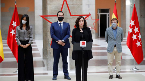 La presidenta regional Isabel Díaz Ayuso , durante su intervención en el homenaje que la Comunidad de Madrid rinde este domingo / EFE