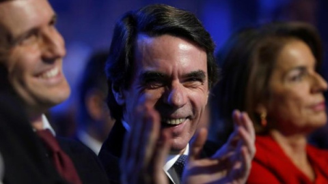 Posos de anarquía - A Aznar y Casado se les rompió el amor de tanto usarlo