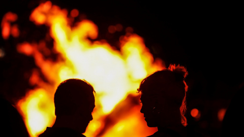 Celebración de la noche de San Juan en San Sebastián | EFE