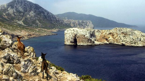 Alredores de Isla Perejil (al fondo), que será escenario de una manifestación de protesta por los llamados "territorios ocupados" por España.