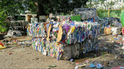 Trabajos de reciclaje en el proyecto EccoVida, en el barrio de Honório Gurgel, zona norte de Río de Janeiro. / REDE FAVELA SUSTENTÁVEL. 2018.