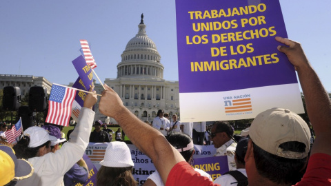 Manifestación a favor de los inmigrantes frente al Capitolio en Washington. EFE/Archivo