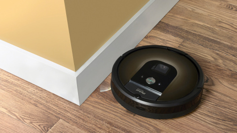 Un robot aspiradora Roomba de iRobot, en una imagen de archivo.