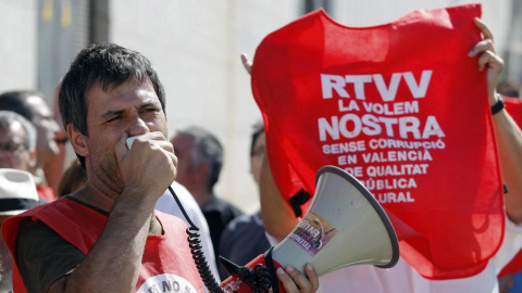 Imagen de archivo de una manifestación contra el cierre de Canal 9. (EFE)