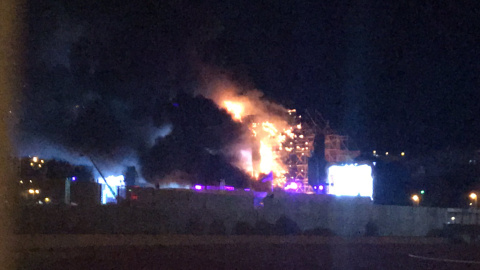 Unas 20.000 personas ha tenido que ser evacuadas del festival Tomorrowland de Barcelona por un incendio. Imagen: Twitter