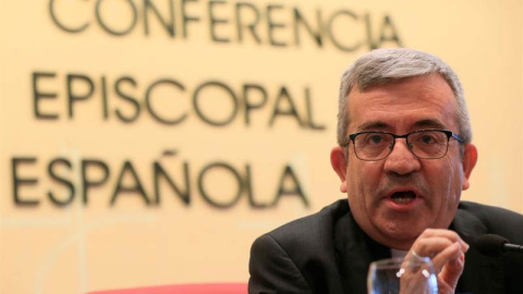 El secretario general de la Conferencia Episcopal, Luis Argüello. (FERNANDO ALVARADO | EFE)