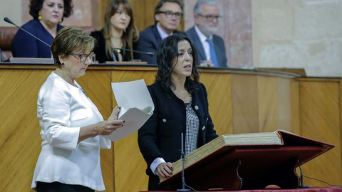 La diputada almeriense de Ciudadanos Marta Bosquet, durante su intervención tras ser elegida presidenta de la Cámara andaluza, con los votos de su grupo, del PP-A y de Vox, convirtiéndose así en la primera de la formación naranja al frente de un Parl