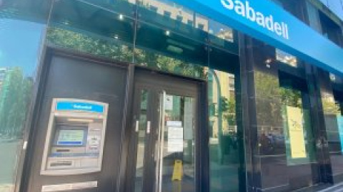 El Sabadell gana un 74,1% hasta septiembre menos por el covid y anuncia un plan de eficiencia y ajustes