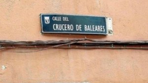 El PSOE de Málaga pide reprobar a Martínez-Almeida por devolver al callejero madrileño el 'crucero Baleares'