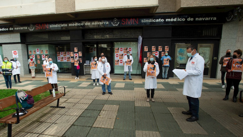 27/10/2020.- El Sindicato Médico de Navarra realiza este martes un acto de protesta bajo el lema “Salvemos la Sanidad".