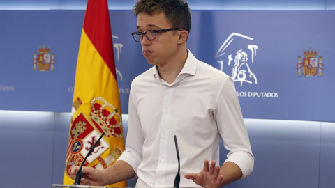 27/10/2020.- El portavoz de Más País, íñigo Errejón, durante la rueda de prensa posterior a la reunión de la Junta de Portavoces celebrada este martes en el Congreso.