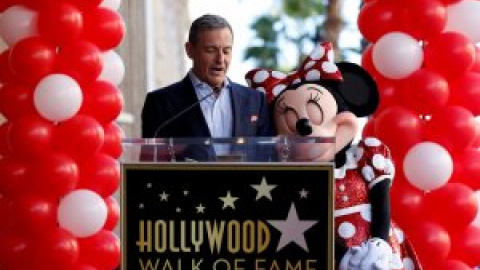 El histórico Robert Iger regresa a la dirección de Disney para impulsar su crecimiento