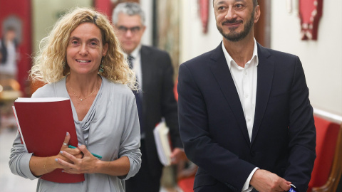 La presidenta del Congreso, Meritxell Batet y el vicepresidente primero del Congreso de los Diputados por el PSOE, Alfonso Rodríguez Gómez de Celis, a su llegada a una reunión de la Mesa del Congreso, en el Congreso de los Diputados, a 18 de octubre de