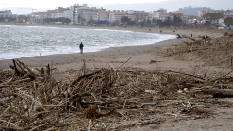 El litoral de Malgrat de Mar afectat per un temporal, en una imatge del febrer de 2020.