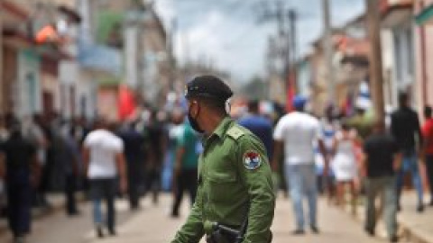 Denuncian represión policial contra manifestantes en protestas en Cuba