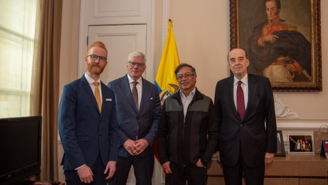 El presidente de Colombia, Gustavo Petro, ha recibido en Bogotá a una delegación de WikiLeaks este 22 de noviembre de 2022.